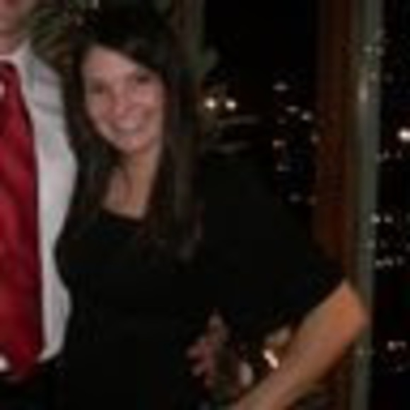 Meet your Posher, Lisa - Picture 1 of 1